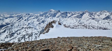 La procession du Mont Velan