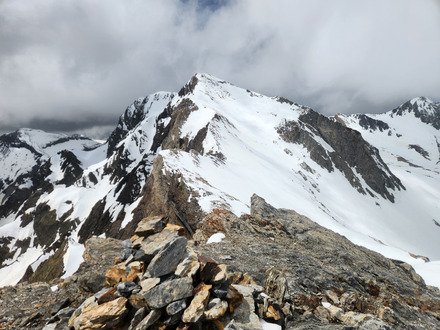 Pic d'Estaragne (3006 m) en solo