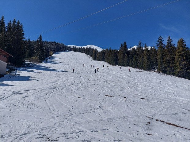 Pas le seul a ne pas vouloir ranger les ski