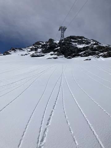 Cime Caron la p&eacute;pite 🤩☀️❄️