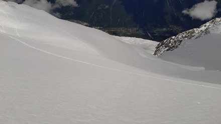 Trop de neige au Tacul