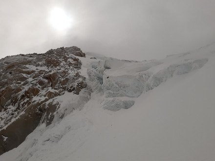 Trop de neige au Tacul