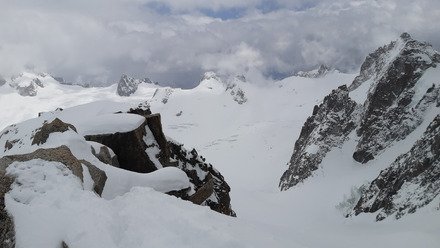 Trop de neige au Tacul