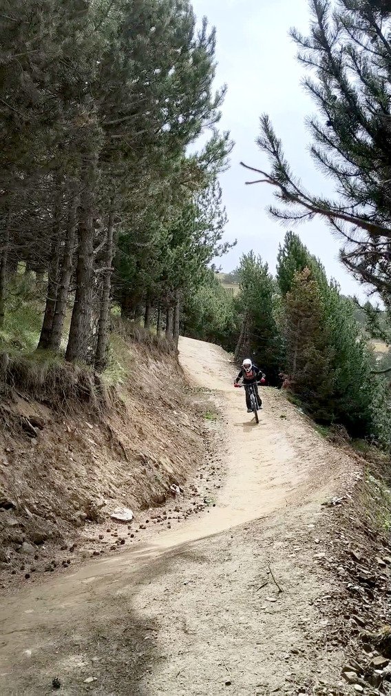 DH aux 2 Alpes 