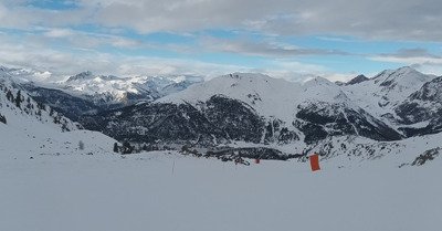 Montgen&egrave;vre : tr&egrave;s bon sur piste, trop lourd hors piste.