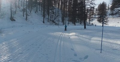 Montgen&egrave;vre : ski de fond &agrave; glace sur soupe regel&eacute;e