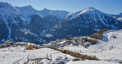 Neige et soleil &agrave; Orci&egrave;res Merlette
