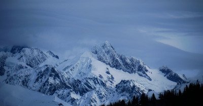 La vie se divise en deux cat&eacute;gories...