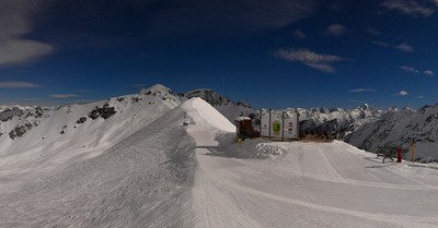 Walking on the moon #SerreChevalier
