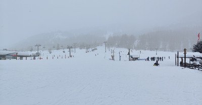 Quelques centim&egrave;tres a midi ...