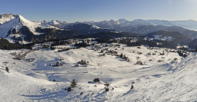 Journ&eacute;e ensoleill&eacute;e &agrave; Praz de Lys Sommand 