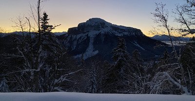 Lever de soleil au Charmant Som en skating