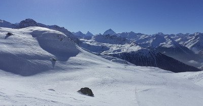 Tempete de ciel bleu....et de vent.