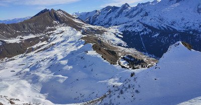 Sp&eacute;ciale l&egrave;ve-t&ocirc;t ( comme en Avril)