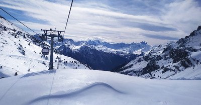 belle journ&eacute;e , belle  neige, au dessus de 2500m....