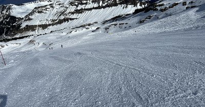 Tr&egrave;s bon sur le haut