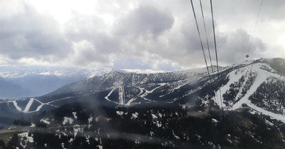 &Ccedil;a sent le sapin en Andorre ! 
