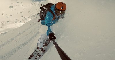 Hold-up sur Pyramides ( Gavage sous le soleil )