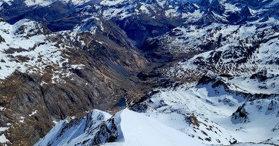 Manifeste contre la r&eacute;forme de l'hiver au Grand Pic du Tapou (3150 m)