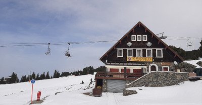 Chamrousse : fid&egrave;le  au poste ! Avec le ☀️ ??