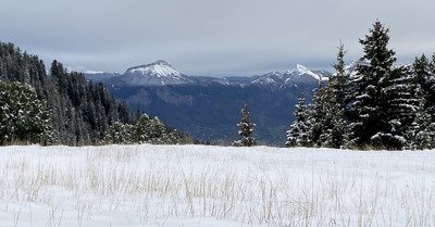 Depuis Casserousse jusqu&rsquo;&agrave; La Croix