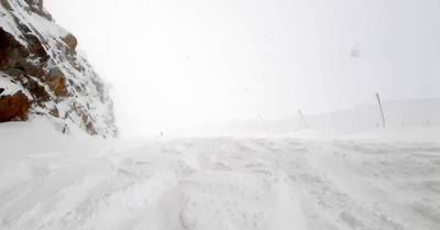 Alpe d'Huez :  l'ouverture en peuf = Géantissime