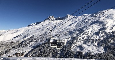 premi&egrave;res traces &agrave; M&eacute;ribel 