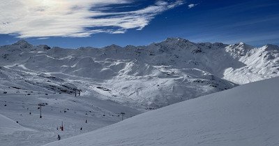 Poudreuse dense et grosses plaques &agrave; vent