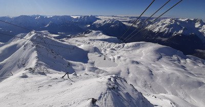 Ch&acirc;teau Noir bien blanc et le glacier : fin valable, fun et plaisir ⭐