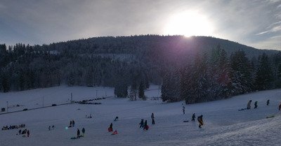 Un p'tit coup d'luge dans la prairie