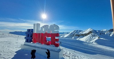 Auron envahi de monde mais en manque de neige... pour le moment?