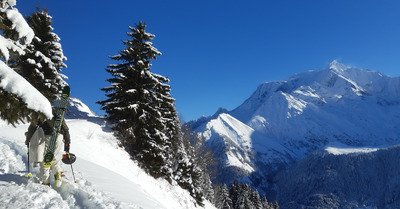 On s'ecarte de la foule 