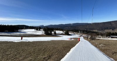 Plus de neige que de skieurs 