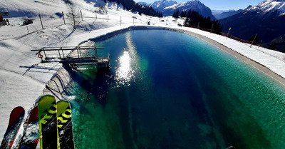 🏝 Bleu lagon sur fond blanc , la montagne dans tous ses &eacute;tats ❄🏔🤩