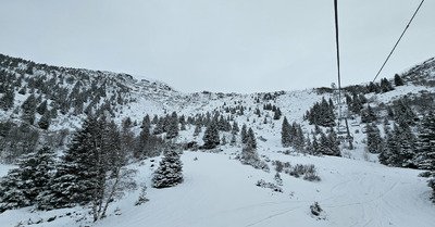 Nuages, poudreuse et coup de peinture. 