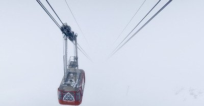 Visibilit&eacute; m&eacute;diocre et une affluence hors-norme sur Arc 2000 !