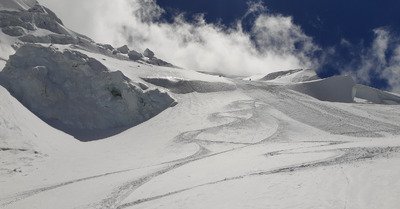 A peu pr&egrave;s beau temps, belle neige