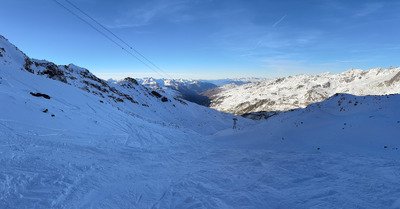 du b&eacute;ton mais pas encore de carrelage☀️