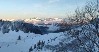Skier dans une carte postale 🤩