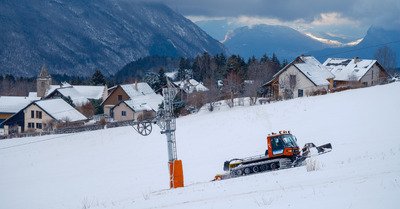 Le t&eacute;l&eacute;ski au bout du jardin...