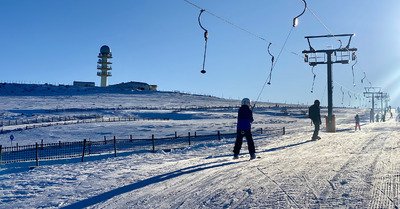 &Ccedil;a skie dans la Loire avec un bel enneigement, pas vu depuis 2008 😳