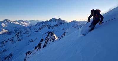 Au dessus des nuages, soleil plein 