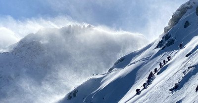 Temp&ecirc;te de vent sur une poudreuse tant attendue&hellip;