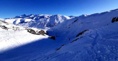 Formidable terrain de jeux sur pistes et hors pistes  !