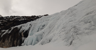 Combo ski rando, cascade de glace-on part tôt , on rentre tard😎