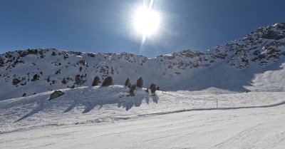 Bon sur piste, naze hors pistes 