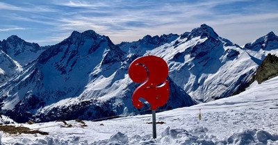 Du Bleue&hellip;et la neige? Elle r&eacute;gale 😜