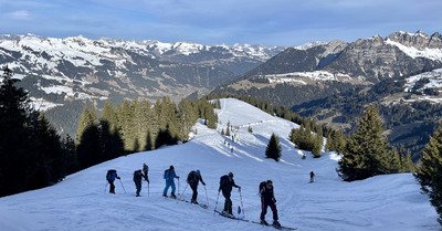Du Schatthorn &agrave; Adelboden, entre neige et terre