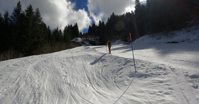 Neige printanière bien mouillée