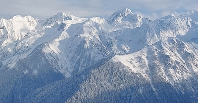 Soleil le matin, neige et brouillard l'après-midi 